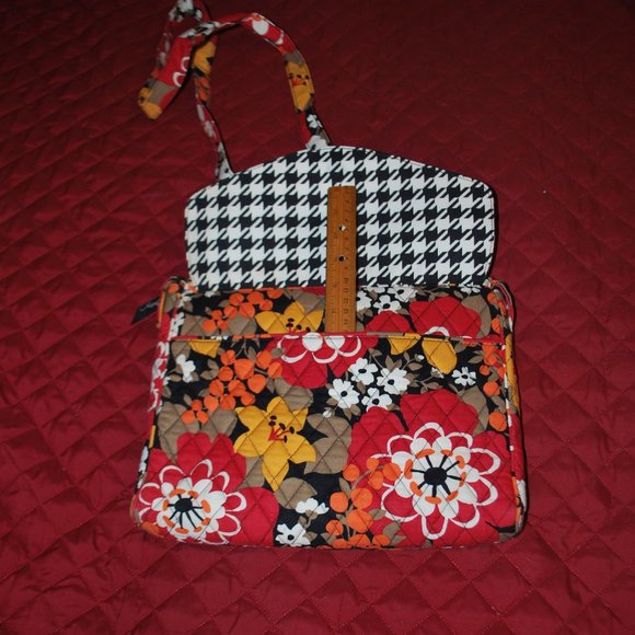 EUC Vera Bradley Tablet Hipster in Bittersweet - Picture 4 of 9